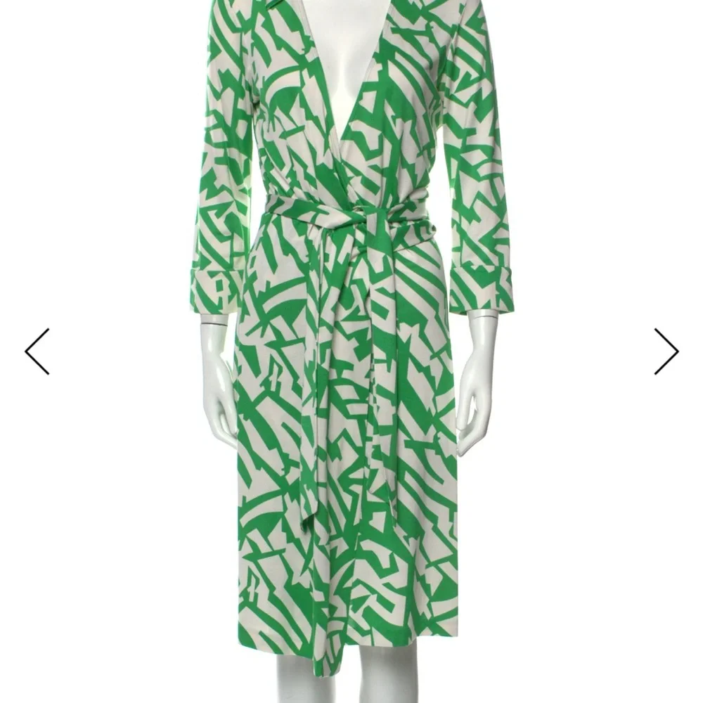 Diane Von Furstenberg Green and White Long Sleeve Dress - Picture 2 of 2